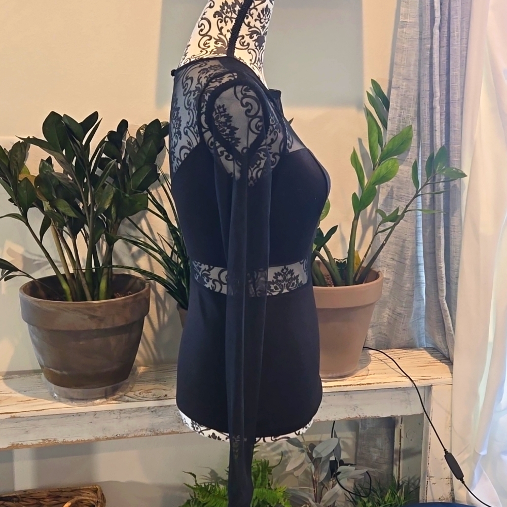 Guess Mesh Top - Picture 4 of 16